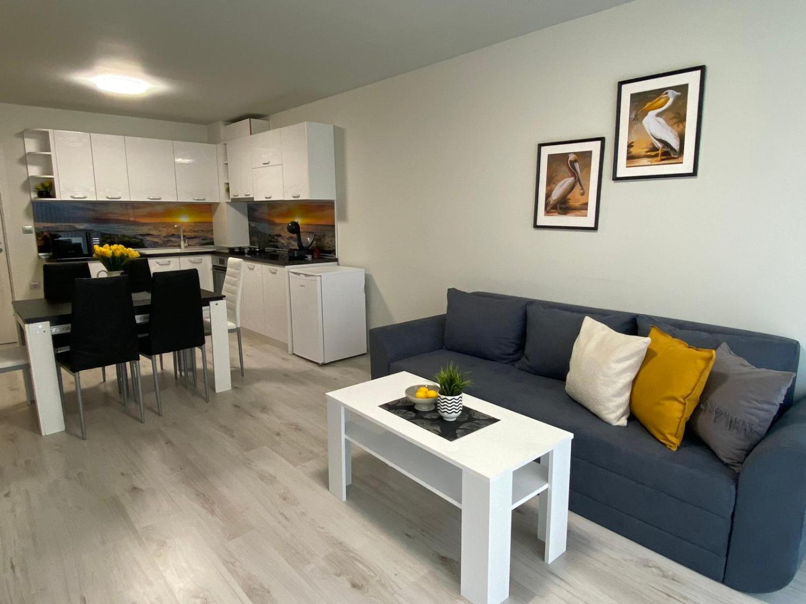 Atea Apartments 卡瓦尔纳 外观 照片