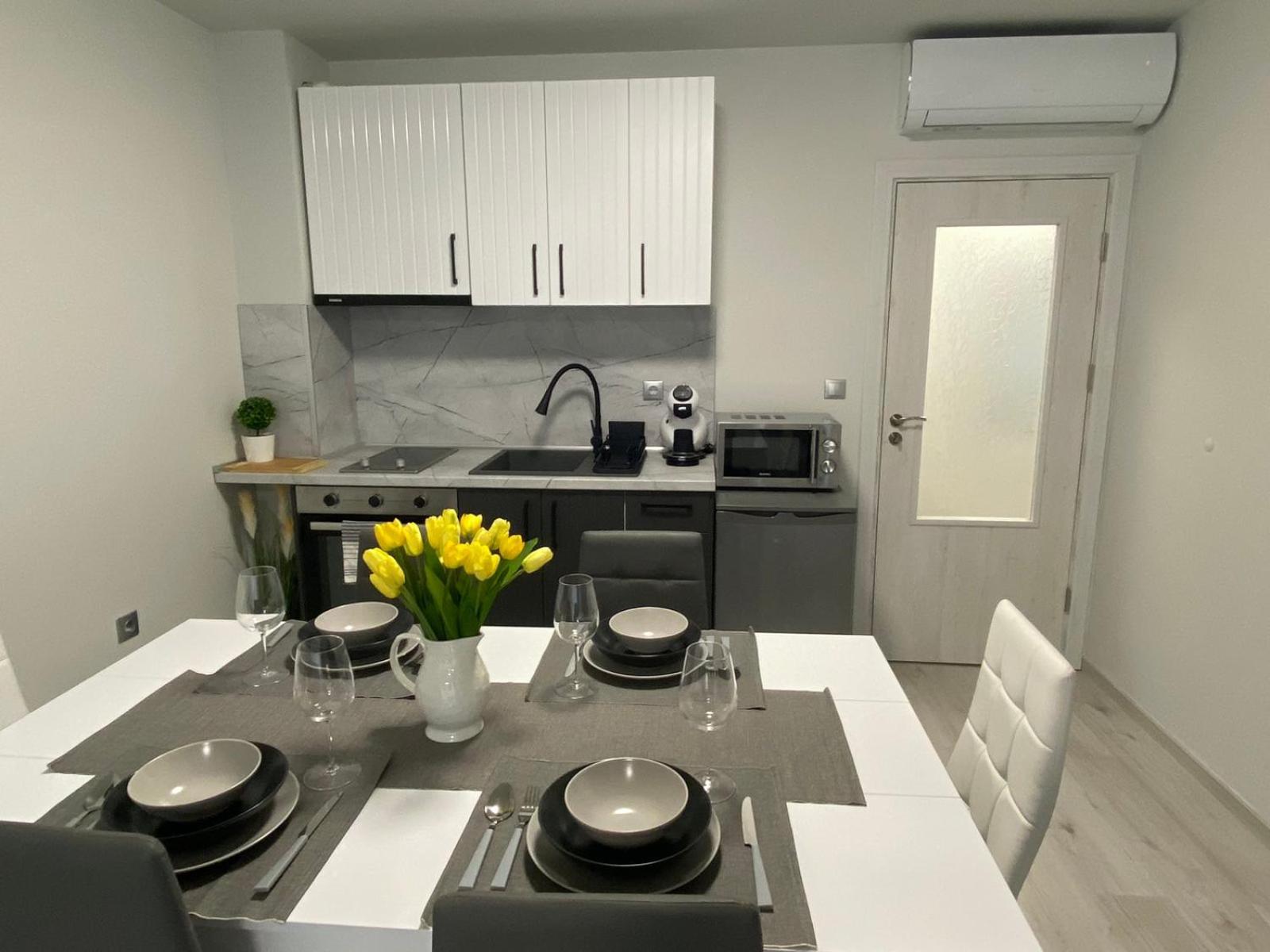 Atea Apartments 卡瓦尔纳 外观 照片